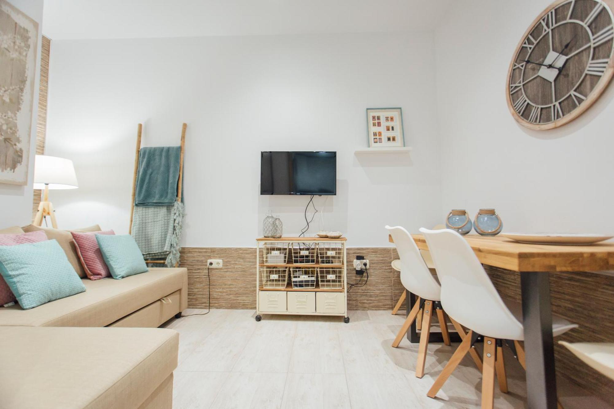 Apartament Beautiful And Cozy- 1Bd 1Bth- Arenal Center Sewilla Zewnętrze zdjęcie