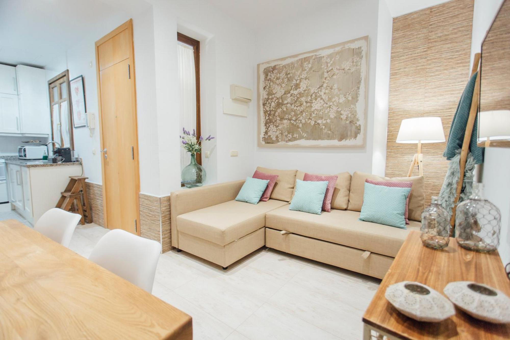 Apartament Beautiful And Cozy- 1Bd 1Bth- Arenal Center Sewilla Zewnętrze zdjęcie