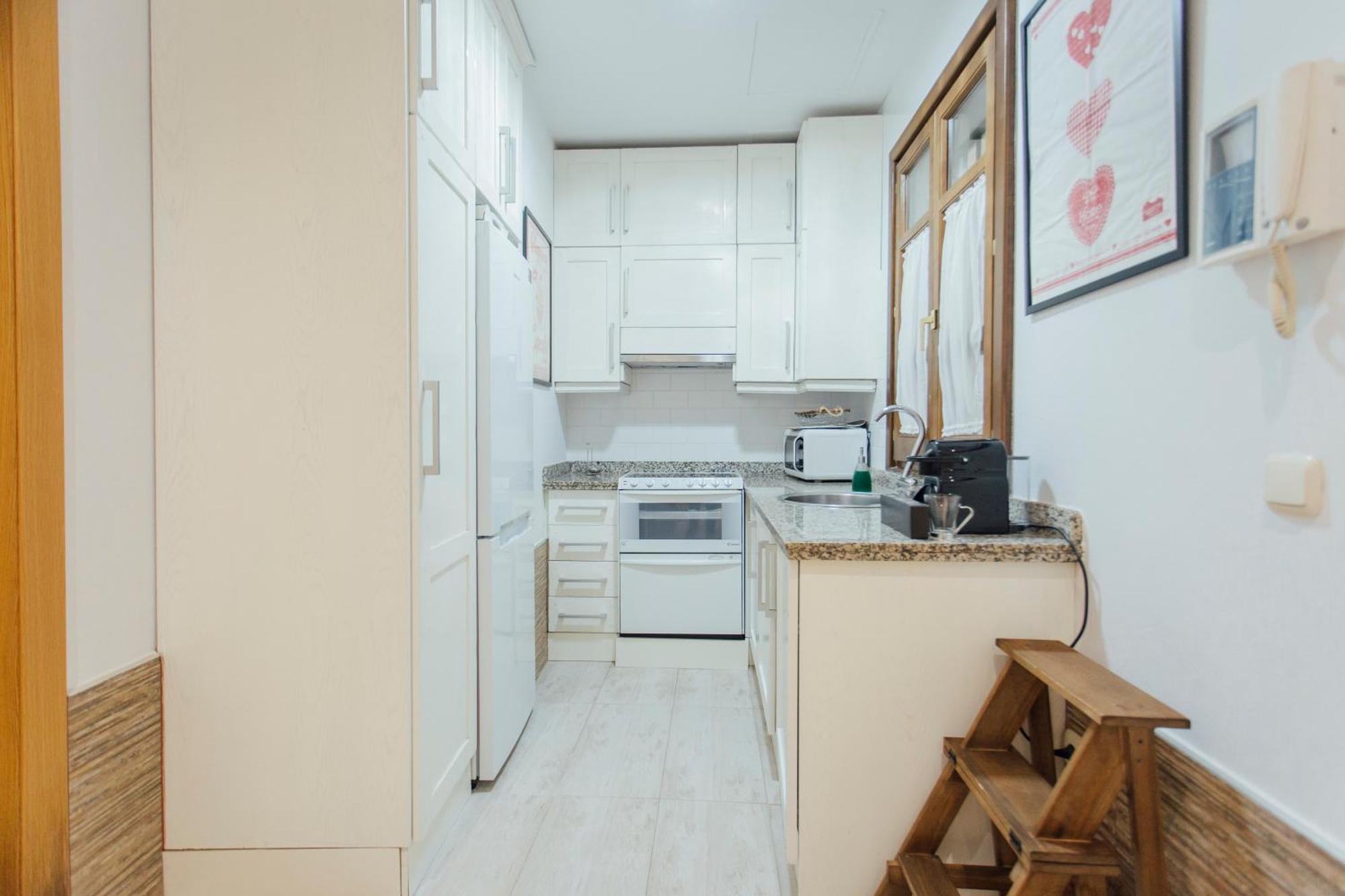 Apartament Beautiful And Cozy- 1Bd 1Bth- Arenal Center Sewilla Zewnętrze zdjęcie